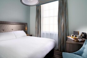 London Chigwell Prince Regent Hotel, BW Signature Collection