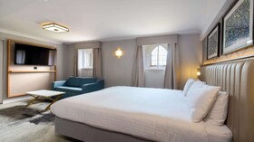 London Chigwell Prince Regent Hotel, BW Signature Collection