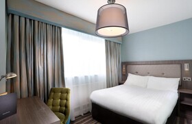 London Chigwell Prince Regent Hotel, BW Signature Collection