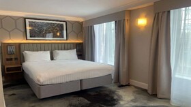 London Chigwell Prince Regent Hotel, BW Signature Collection