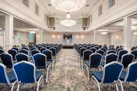 London Chigwell Prince Regent Hotel, BW Signature Collection