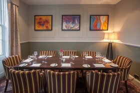London Chigwell Prince Regent Hotel, BW Signature Collection