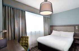 London Chigwell Prince Regent Hotel, BW Signature Collection