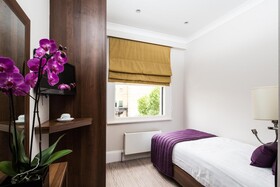 London House