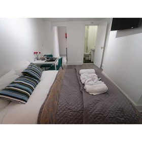 London Queens Apartments