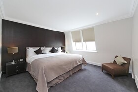 Mayfair House