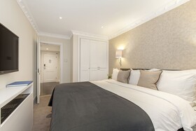Mayfair House