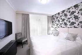 Mayfair House