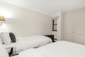 Mayfair House