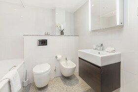 Mayfair House