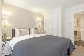 Mayfair House