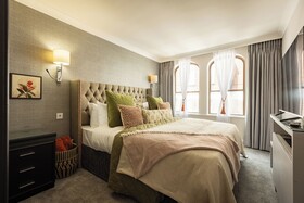 Mayfair House