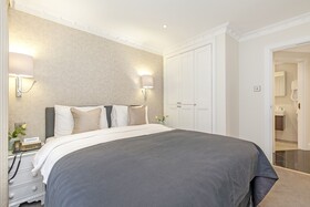 Mayfair House