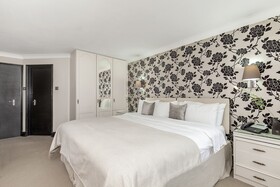 Mayfair House