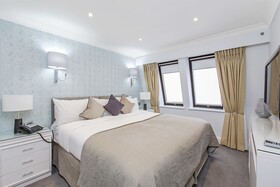 Mayfair House