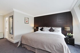 Mayfair House