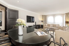 Mayfair House