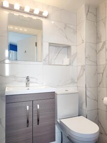 Mentone Hotel