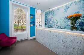 Mentone Hotel