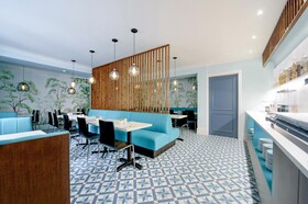 Mentone Hotel