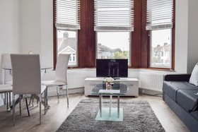 Morland House Apartments Hornchurch