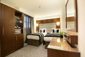Park Grand Paddington Court London