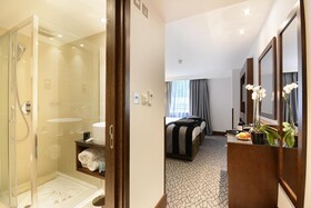 Park Grand Paddington Court London
