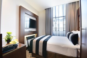 Park Grand Paddington Court London