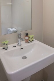 Queensway Hotel, Sure Hotel Collection by Best Western