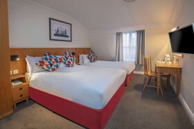 Queensway Hotel, Sure Hotel Collection by Best Western