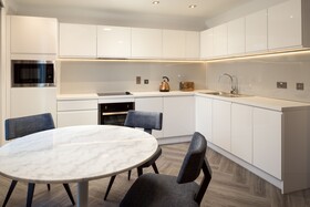 Roomzzz London Stratford