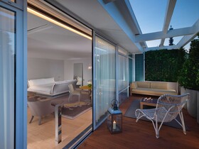 Sanderson London