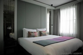 Signature Townhouse Hyde Park