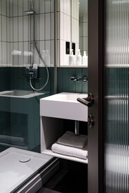 Southgate Hotel London