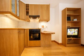 Studios 2 Let Serviced Apartments