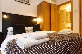 Studios 2 Let Serviced Apartments