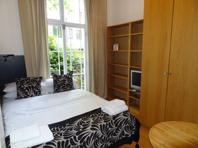 Studios 2 Let Serviced Apartments