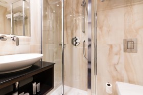 Montcalm Chilworth Townhouse