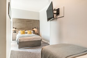 The Princes Square Hotel