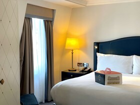 The Waldorf Hilton