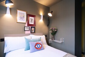 The Warwick by Aura Collection