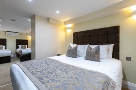 Hotel Shepherd Bush London