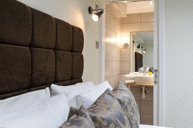 Hotel Shepherd Bush London