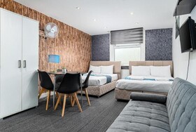 Whitechapel Grand