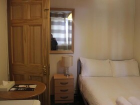 Whitechapel Rooms