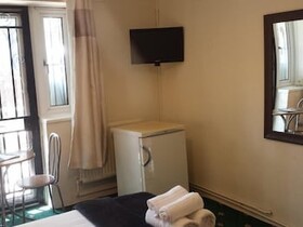 Whitechapel Rooms