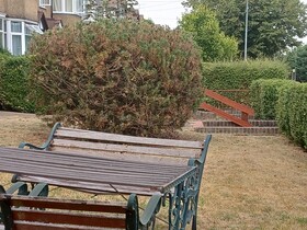Crawley Green House Huku Kwetu