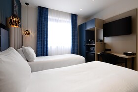 Spark by Hilton Luton