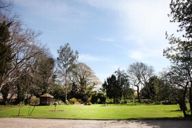 Sheephouse Manor