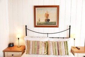 Sheephouse Manor